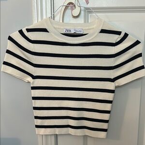 Zara Black and White Short Sleeve Tee